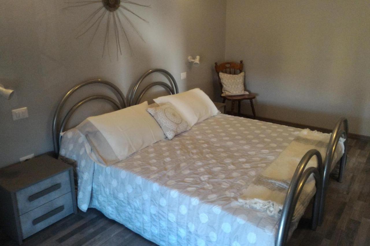 Corona Bed & Breakfast Sardara Ngoại thất bức ảnh