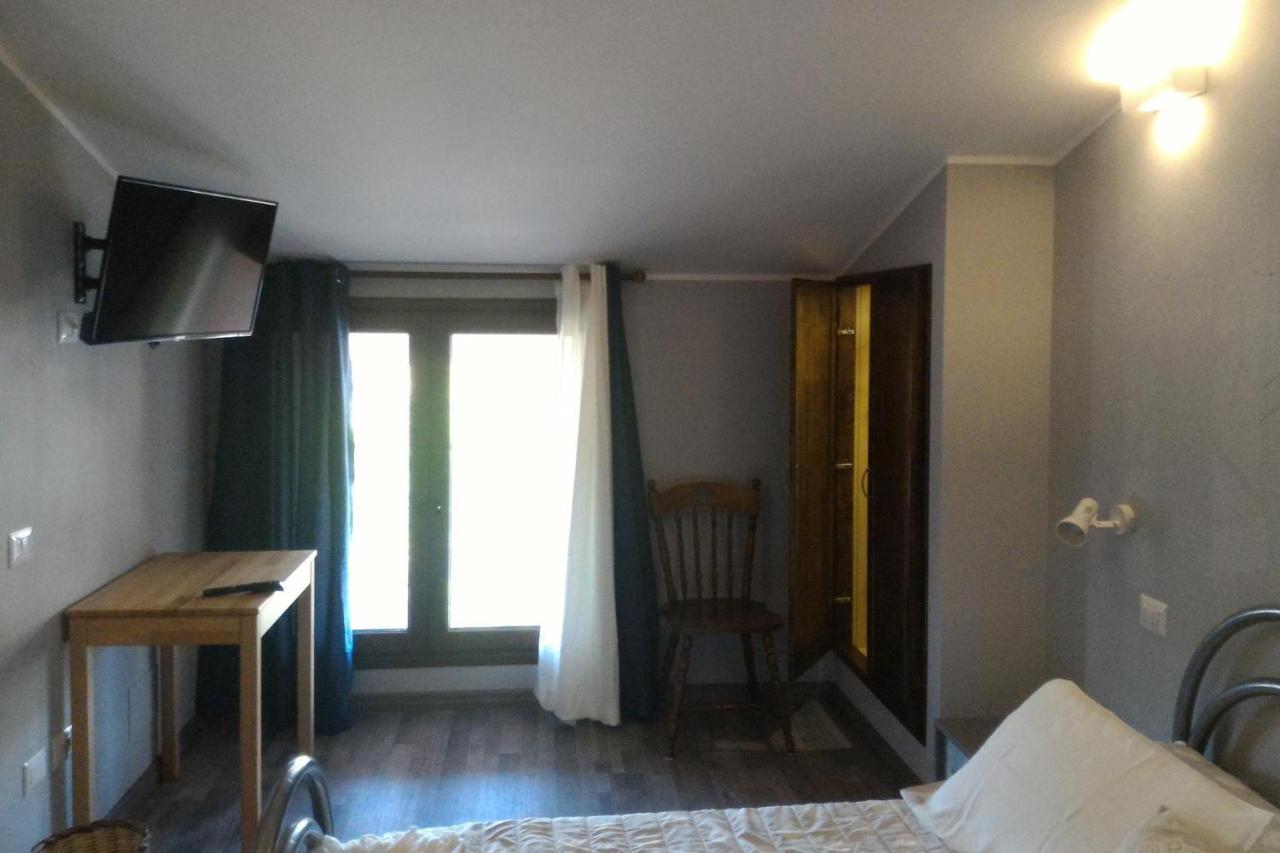 Corona Bed & Breakfast Sardara Ngoại thất bức ảnh