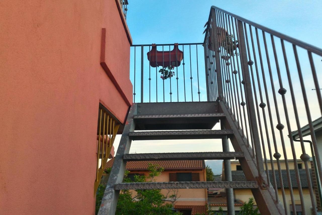 Corona Bed & Breakfast Sardara Ngoại thất bức ảnh