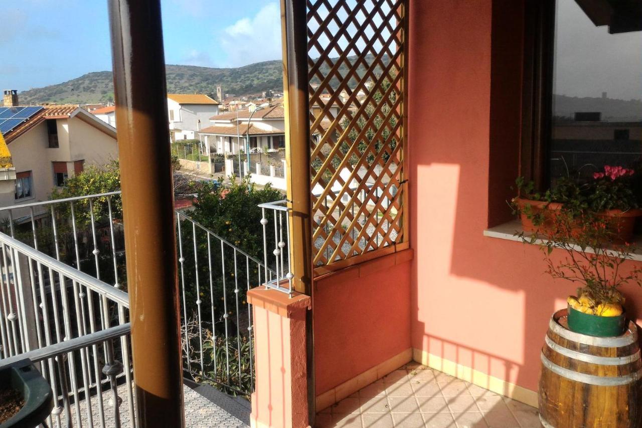 Corona Bed & Breakfast Sardara Ngoại thất bức ảnh
