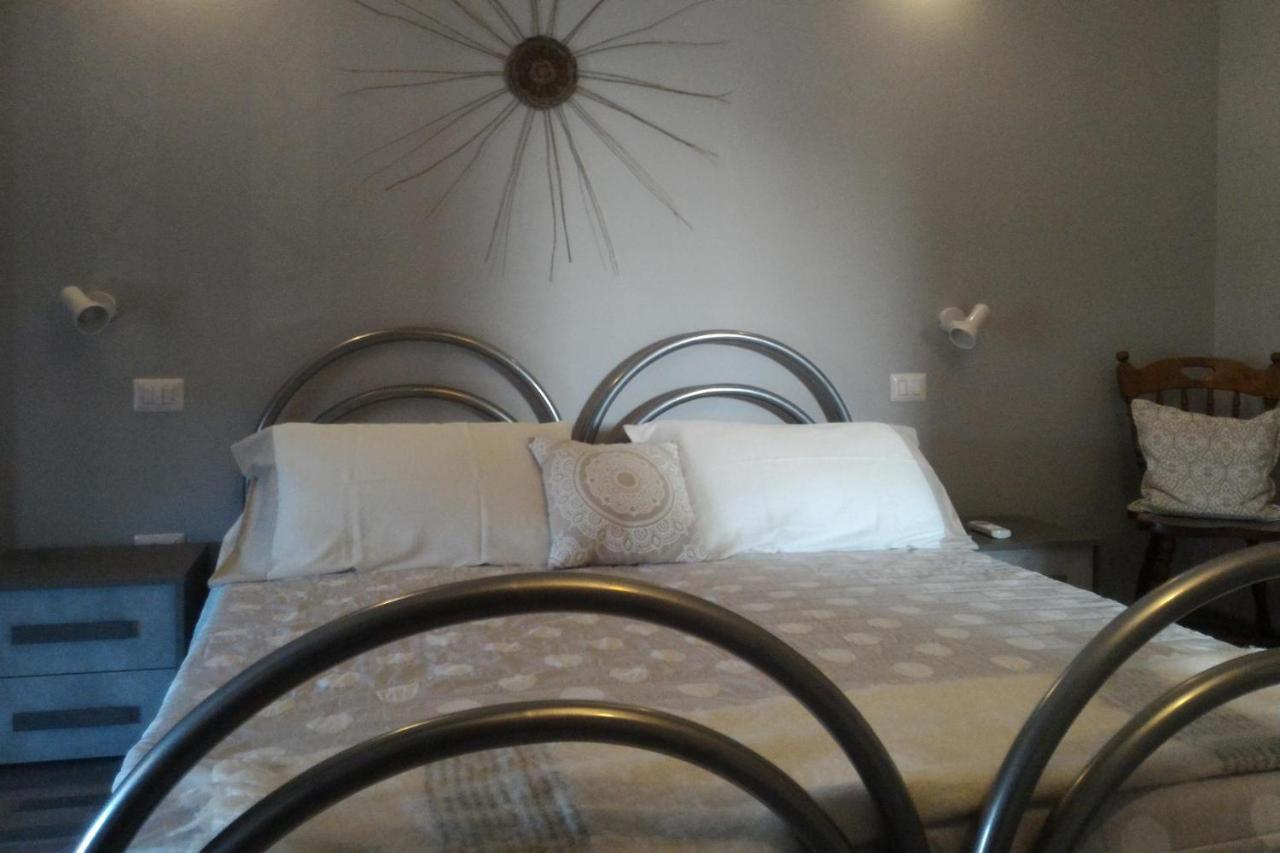 Corona Bed & Breakfast Sardara Ngoại thất bức ảnh