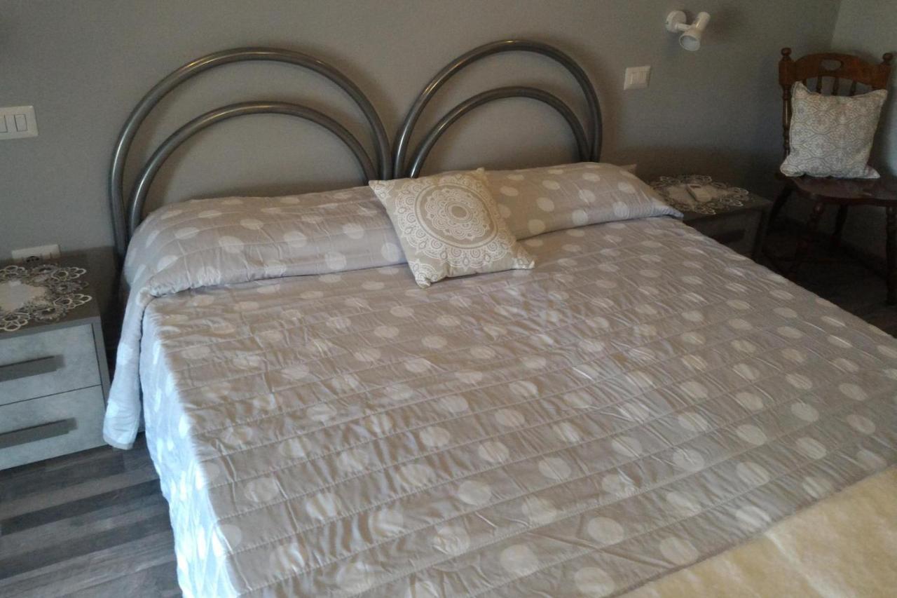 Corona Bed & Breakfast Sardara Ngoại thất bức ảnh